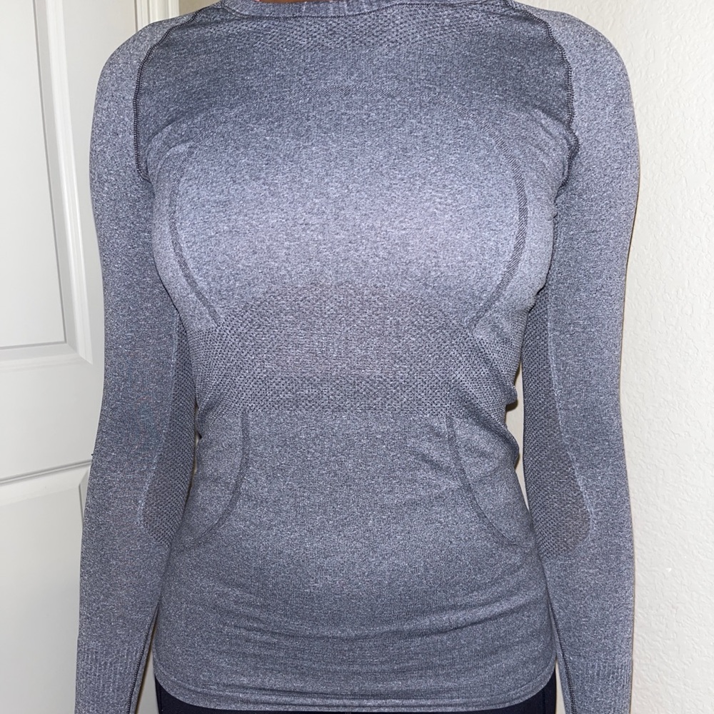 lulu lemon long sleeve running top